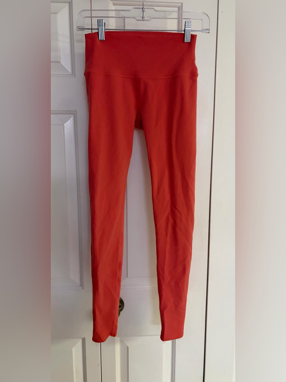 High-Waist Alo coral Active Leggings